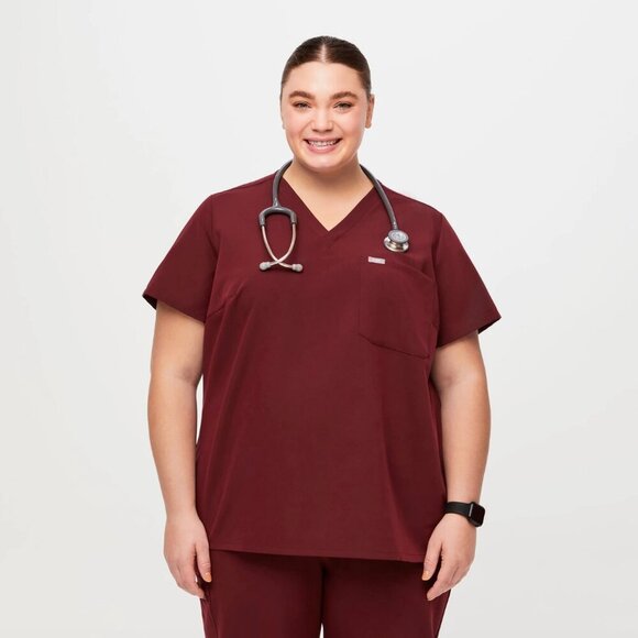 Figs Tops - FIGS Catarina One-Pocket Scrub Top in Burgundy, size 3XL